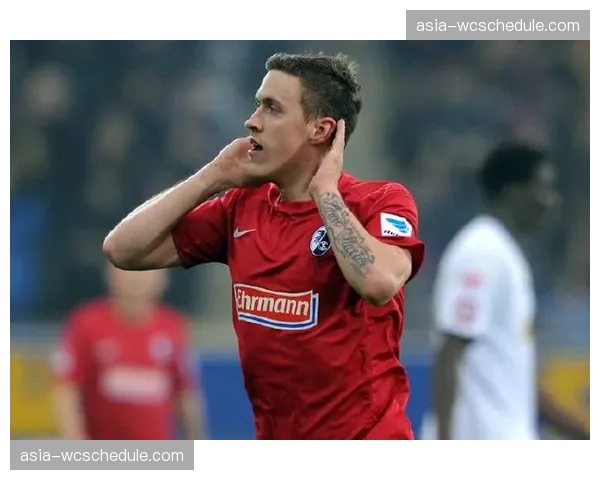 富尔达队主教练孟庆宇以球员身份出战德甲联赛 富尔达队主教练孟庆宇以球员身份出战德甲联赛